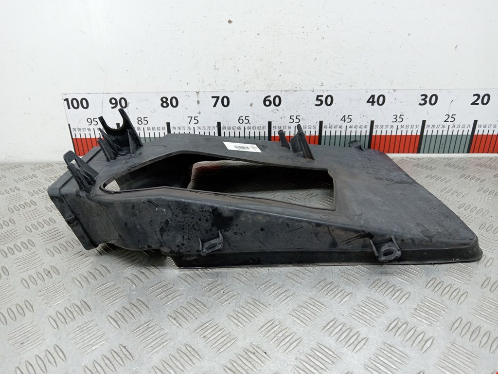 Диффузор (кожух) вентилятора TESLA Model S I 2012-н.в.