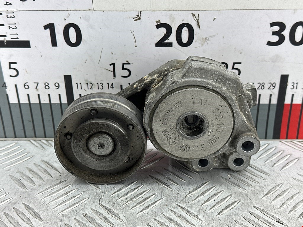 Натяжитель ремня генератора (приводного поликлинового ремня Volkswagen Tiguan 1 (2007-2016)