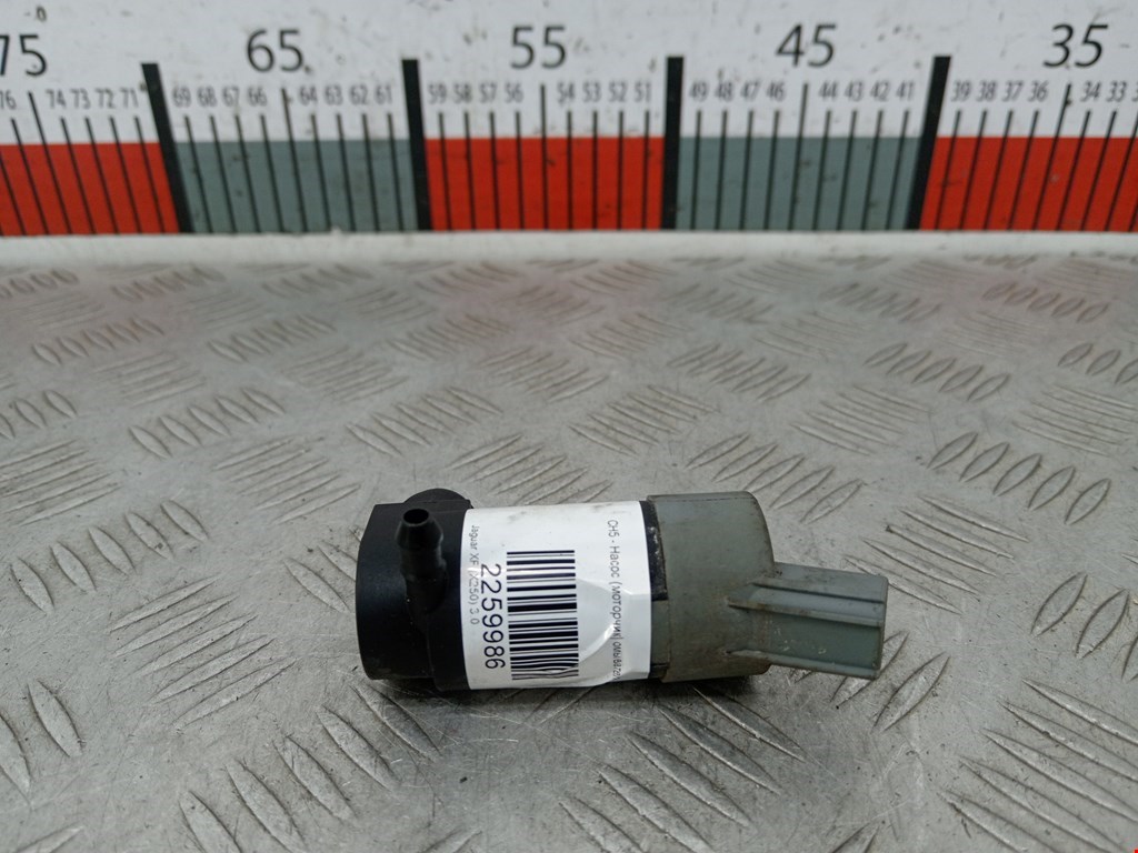 Насос (моторчик) омывателя Jaguar XF (X250) (2007-2015)