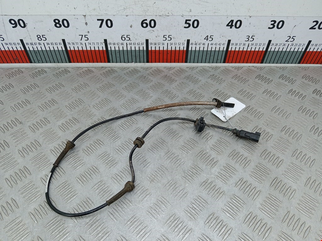 Датчик ABS передний левый TESLA Model S I 2012-н.в.