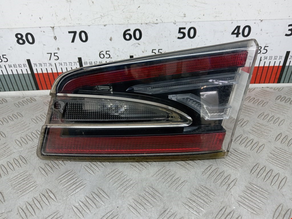 Фонарь задний внутренний правый TESLA Model S I 2012-н.в.
