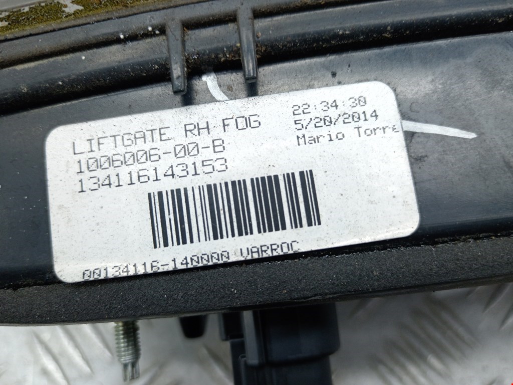 Фонарь задний внутренний правый TESLA Model S I 2012-н.в.