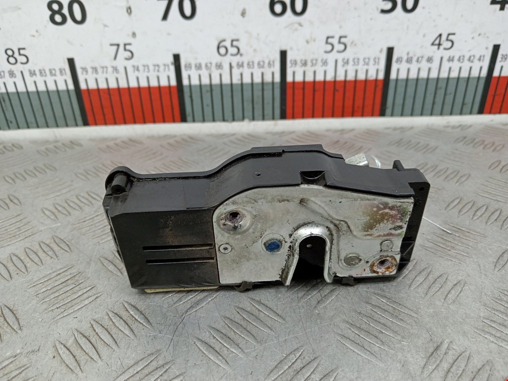 Замок двери передней правой TESLA Model S I 2012-н.в.