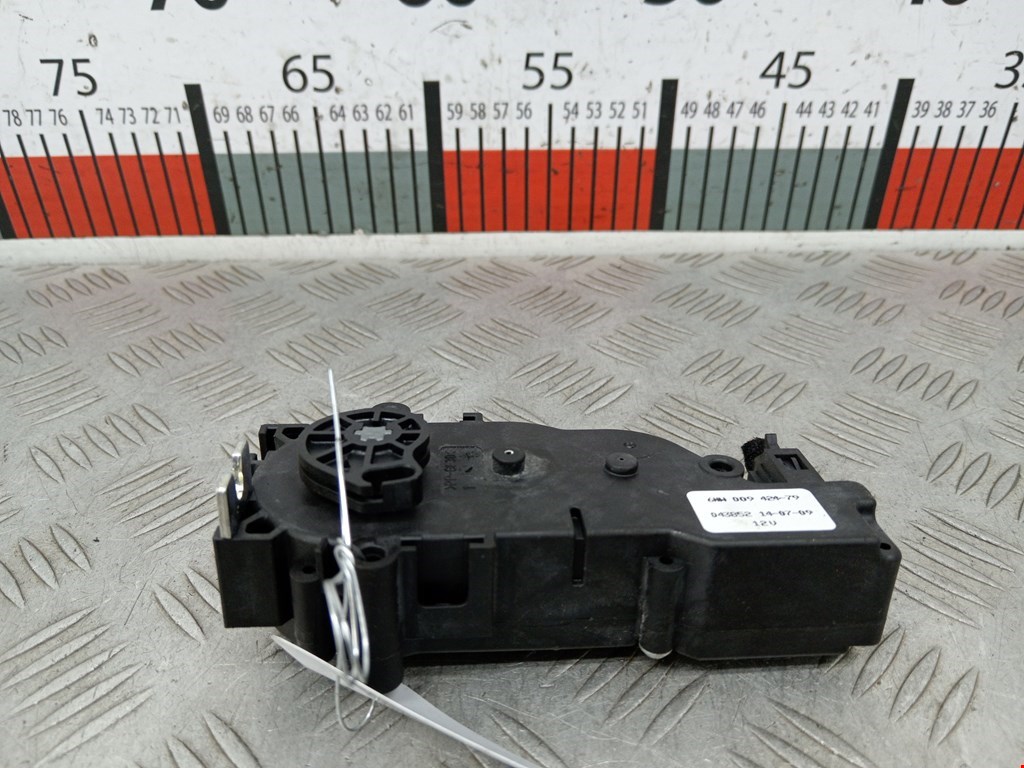 Активатор замка багажника TESLA Model S I 2012-н.в.