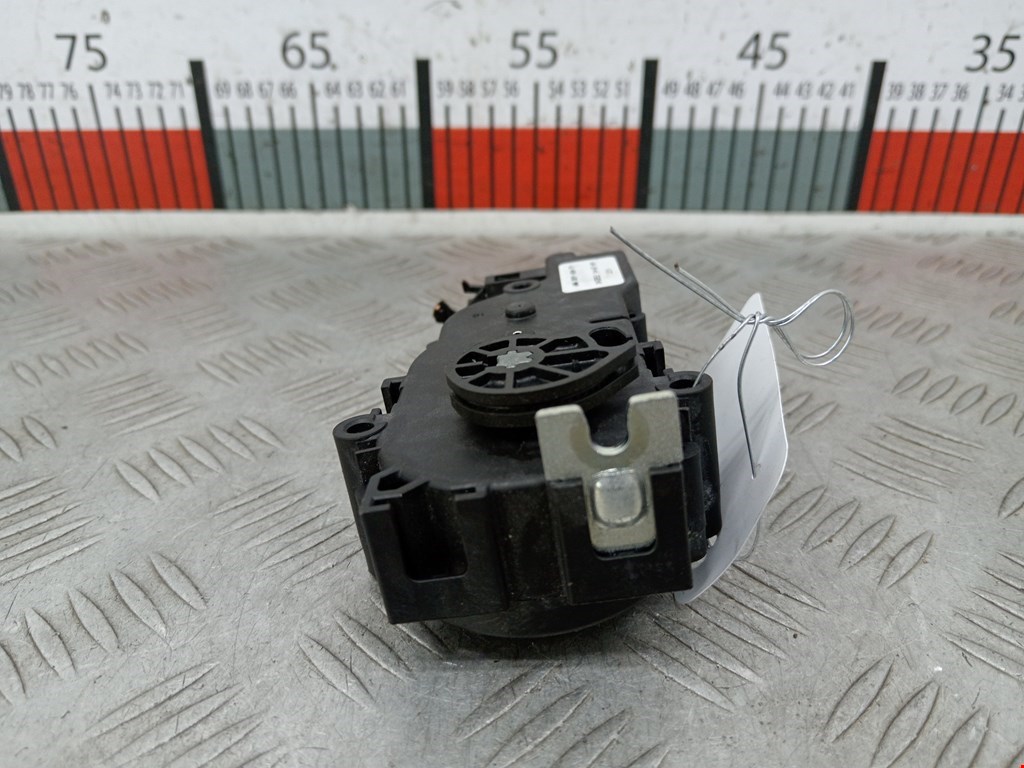 Активатор замка багажника TESLA Model S I 2012-н.в.