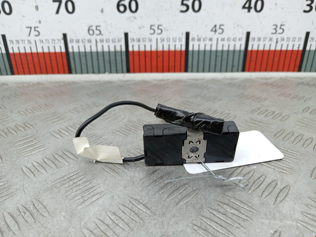 Антенна TESLA Model S I 2012-н.в.