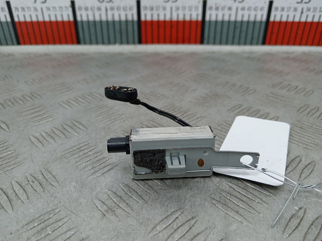 Усилитель антенны TESLA Model S I 2012-н.в.