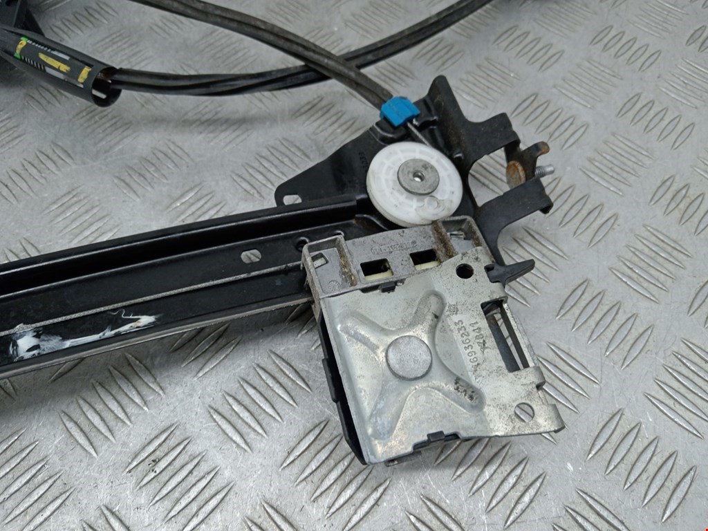 Стеклоподъемник передний правый TESLA Model S I 2012-н.в.