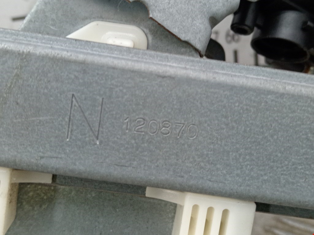 Стеклоподъемник задний правый NISSAN Qashqai J10 2006-2013