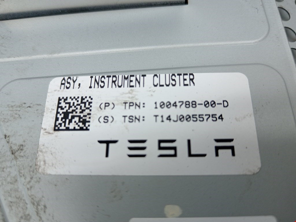 Панель приборов (щиток) TESLA Model S I 2012-н.в.