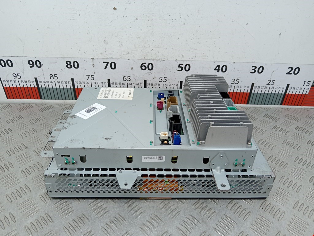 Дисплей информационный (компьютера) TESLA Model S I 2012-н.в.
