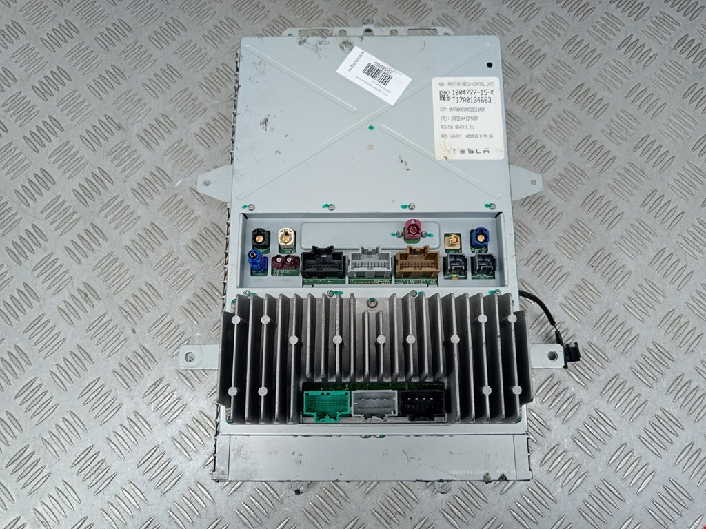 Дисплей информационный (компьютера) TESLA Model S I 2012-н.в.