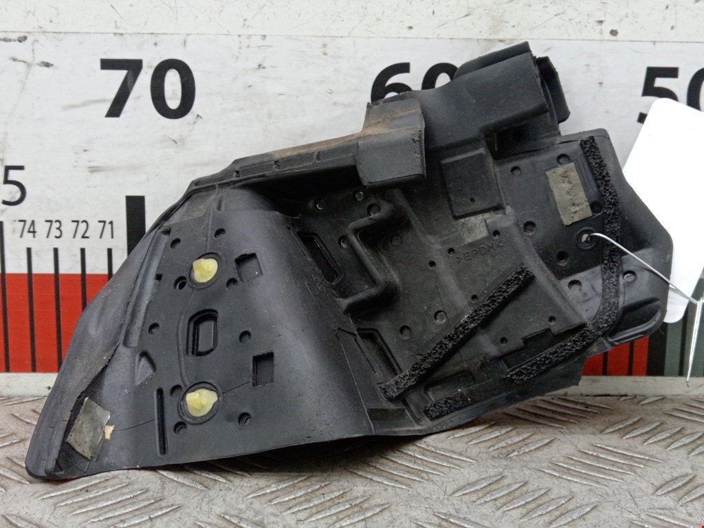 Уплотнитель двери TESLA Model S I 2012-н.в.