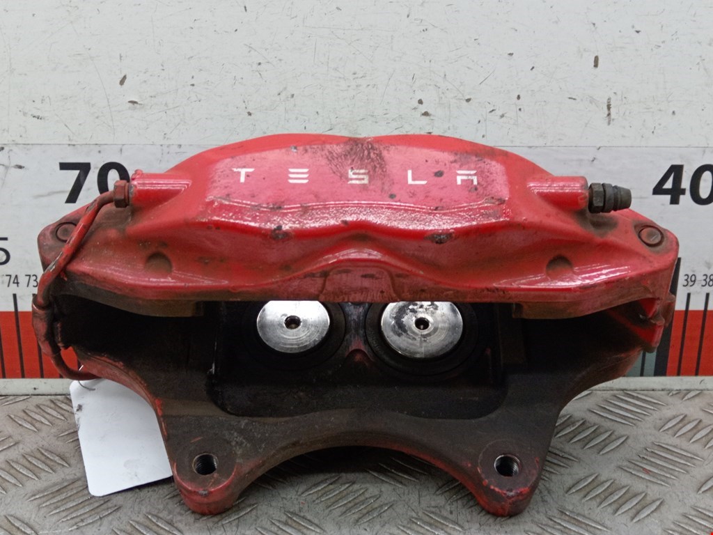 Суппорт передний правый TESLA Model S I 2012-н.в.