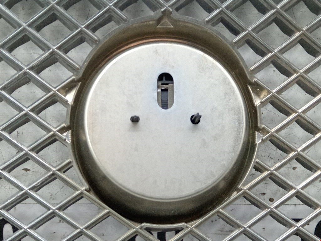 Решетка радиатора JAGUAR XF X250 2007-2015