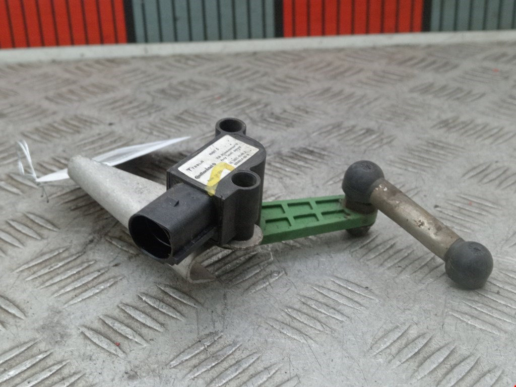 Датчик регулировки дорожного просвета TESLA Model S I 2012-н.в.