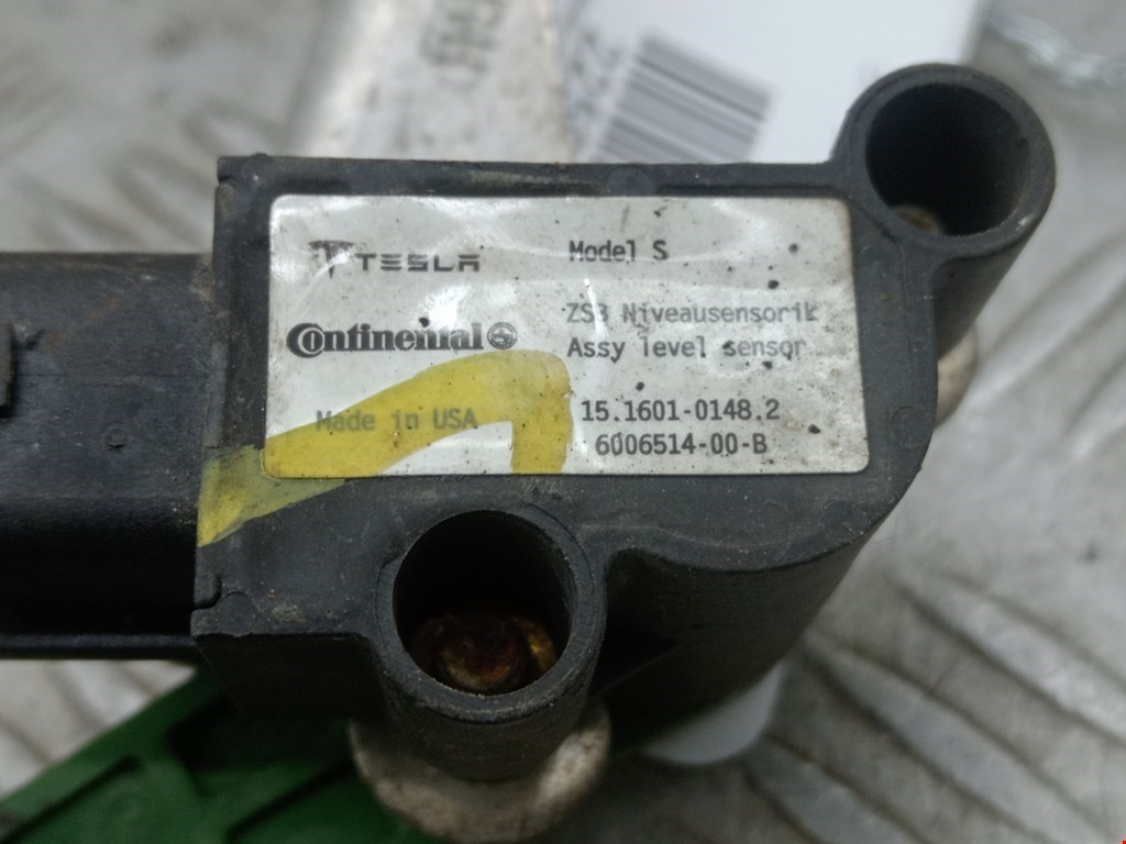 Датчик регулировки дорожного просвета TESLA Model S I 2012-н.в.