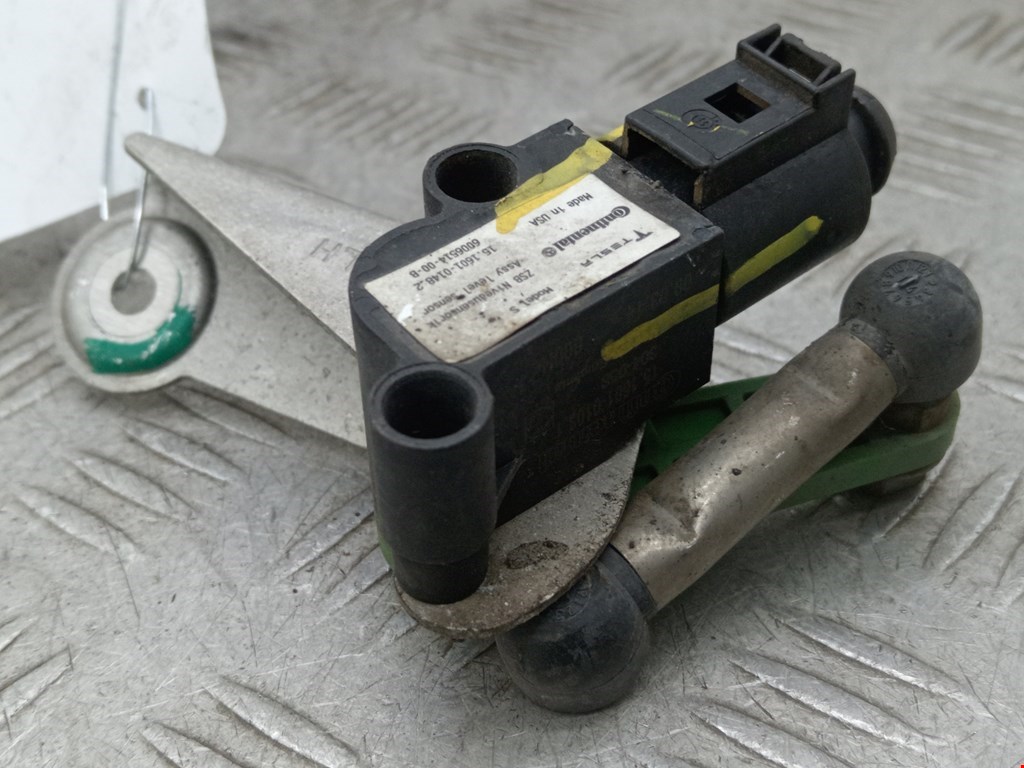 Датчик регулировки дорожного просвета TESLA Model S I 2012-н.в.