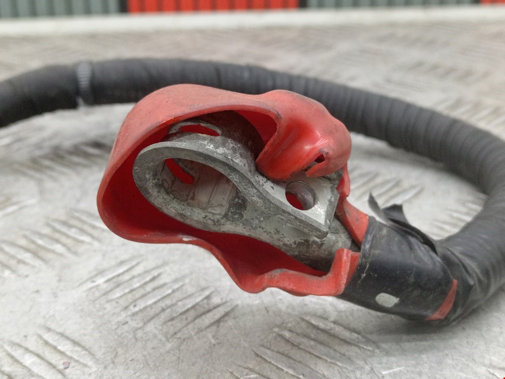 Клемма аккумулятора (плюс) + TESLA Model S I 2012-н.в.