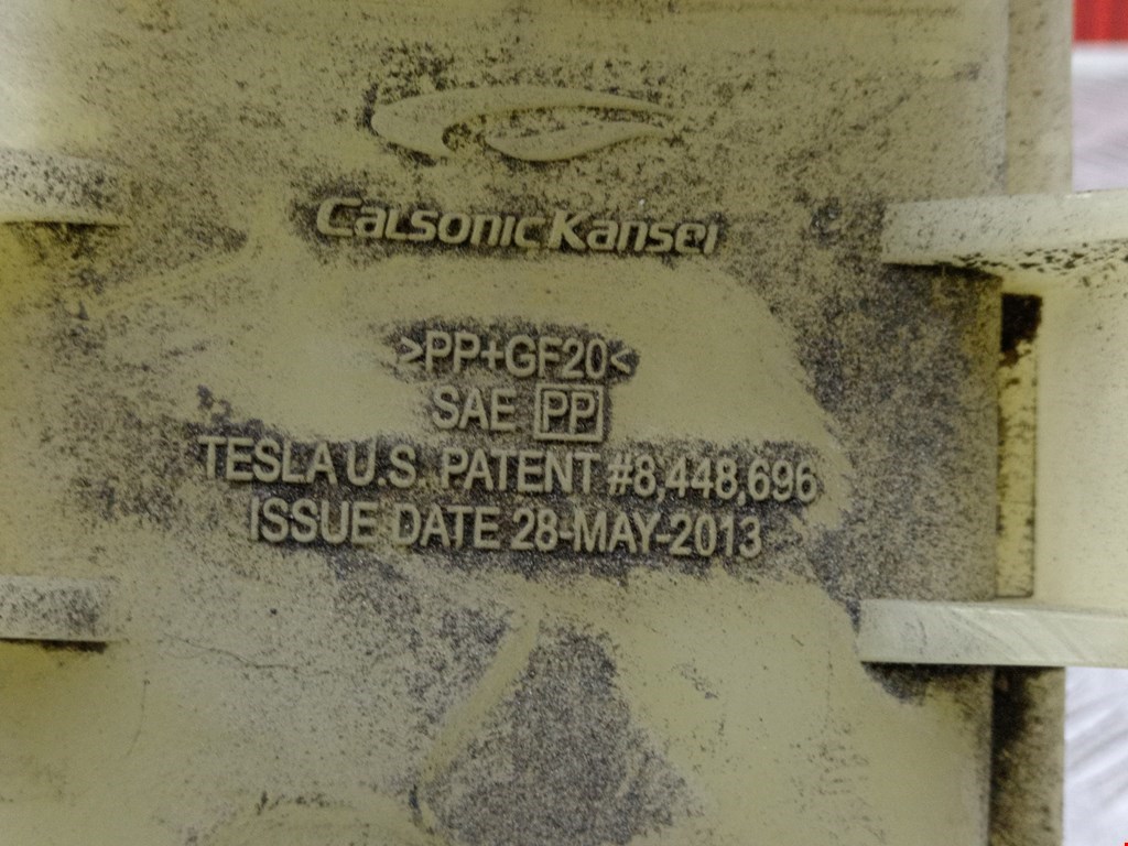 Бачок расширительный TESLA Model S I 2012-н.в.