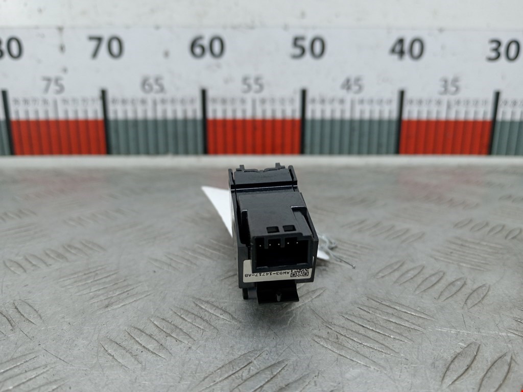 Кнопка стеклоподъемника JAGUAR XF X250 2007-2015