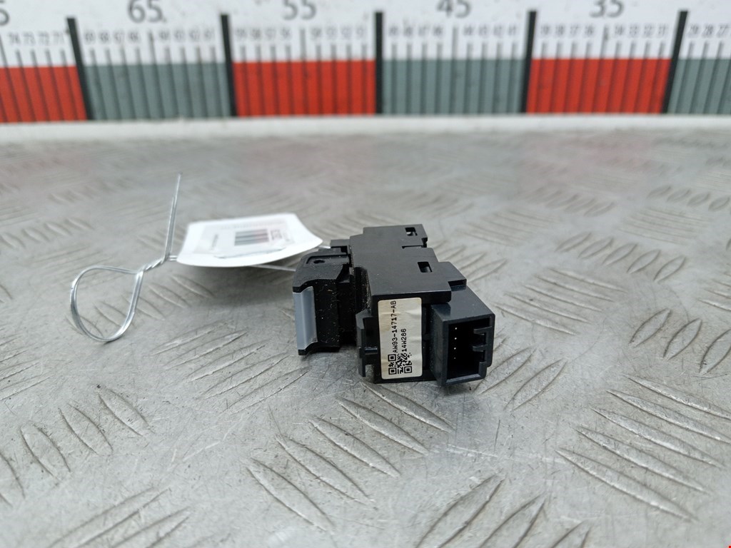 Кнопка стеклоподъемника JAGUAR XF X250 2007-2015