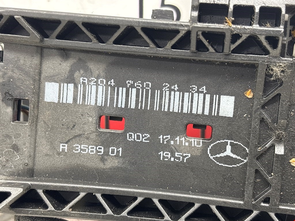 Кронштейн ручки MERCEDES-BENZ C-Class C-klasse W204 2007-2015