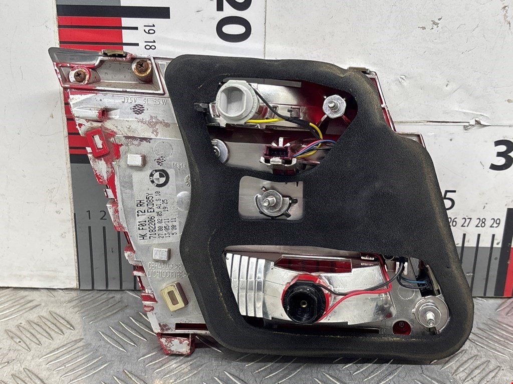 Фонарь задний внутренний правый BMW 7er 7 серия F01/F02/F04 2008-2015