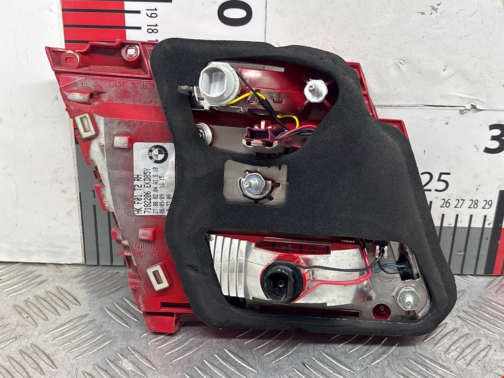 Фонарь задний внутренний правый BMW 7er 7 серия F01/F02/F04 2008-2015