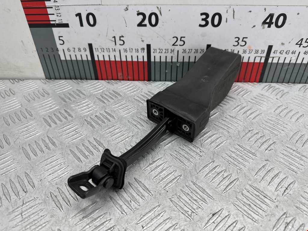 Ограничитель открывания двери задней Volkswagen Tiguan 1 (2007-2016)