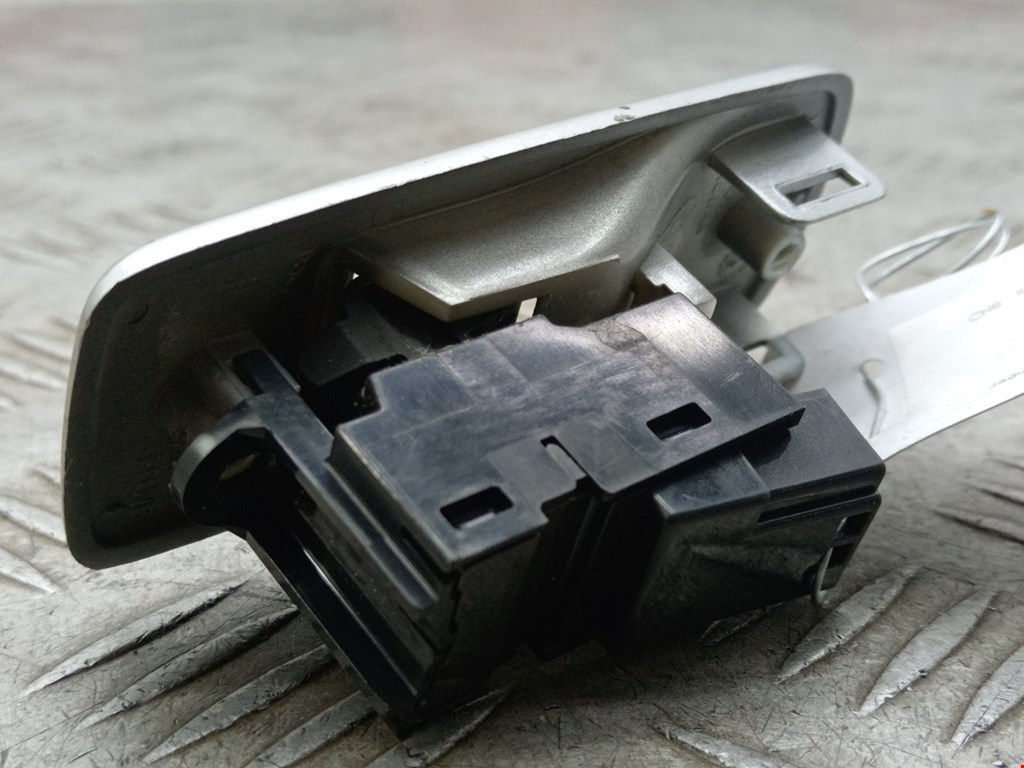 Кнопка стеклоподъемника JAGUAR XF X250 2007-2015