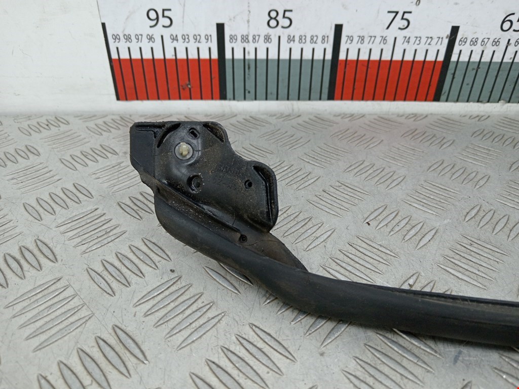 Уплотнитель двери TESLA Model S I 2012-н.в.