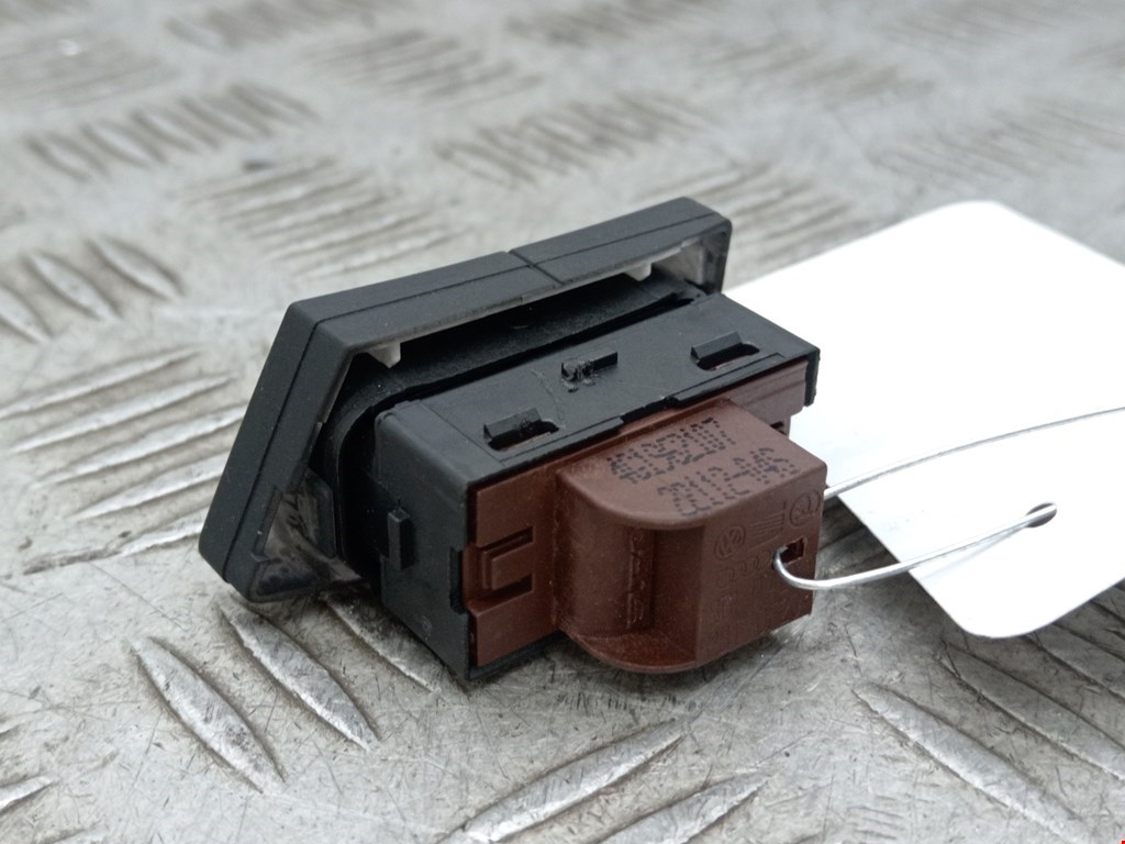 Кнопка центрального замка AUDI A6 C7 2011-2018