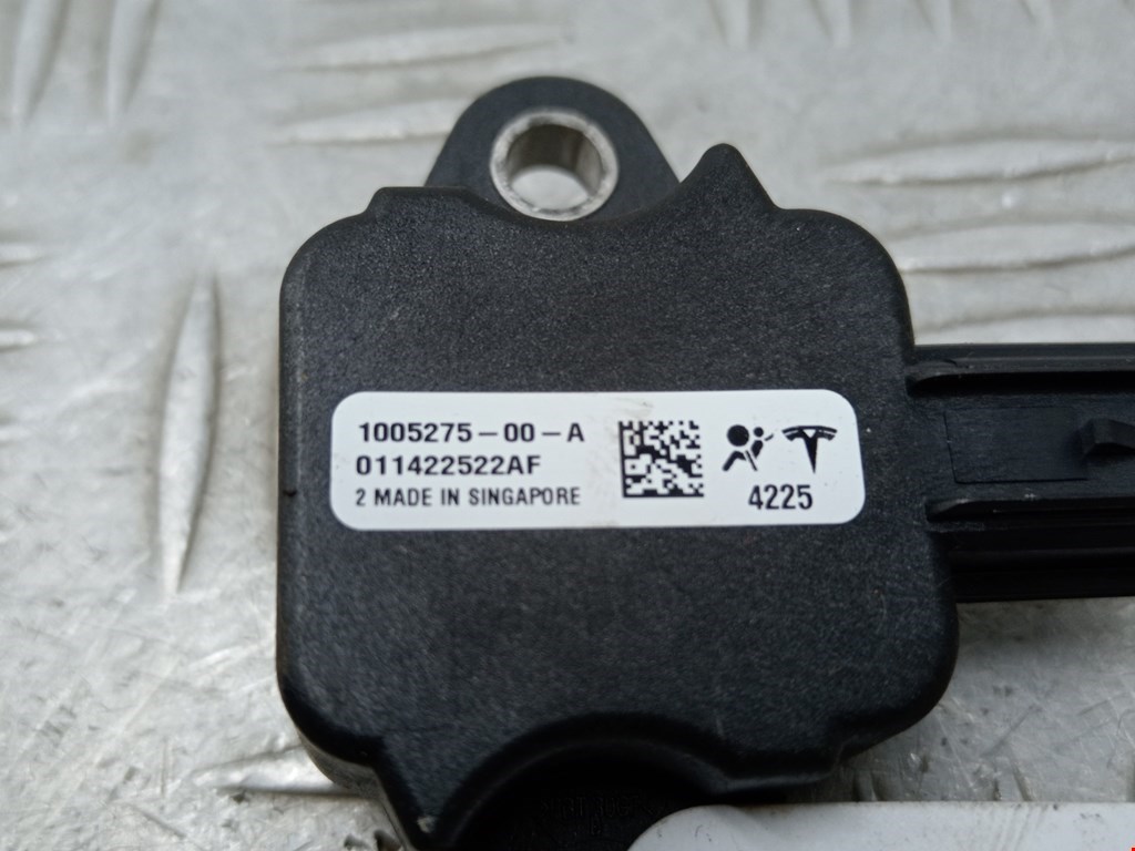 Датчик AIR BAG (подушек безопасности) TESLA Model S I 2012-н.в.