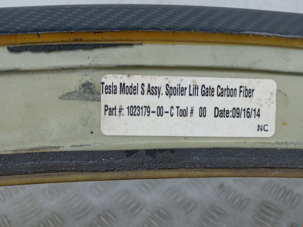Спойлер TESLA Model S I 2012-н.в.