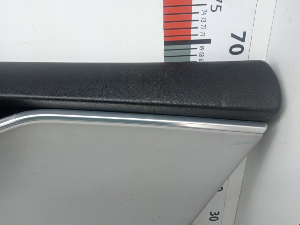 Обшивка двери задняя правая TESLA Model S I 2012-н.в.