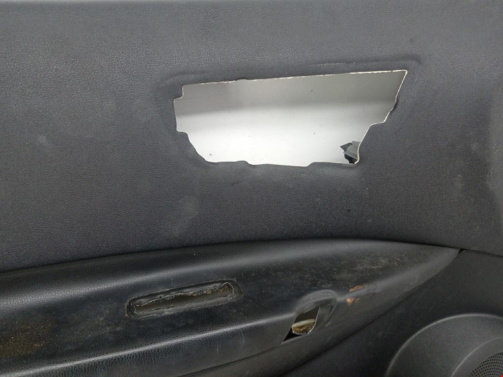 Обшивка двери передняя левая NISSAN Qashqai J10 2006-2013