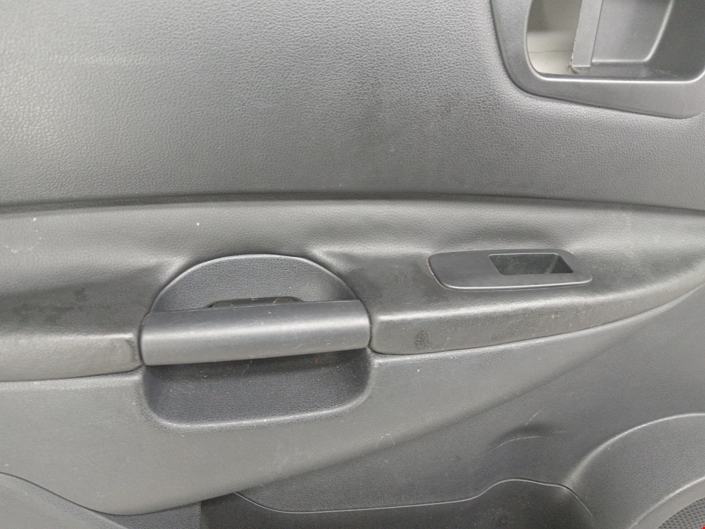 Обшивка двери задняя левая NISSAN Qashqai J10 2006-2013