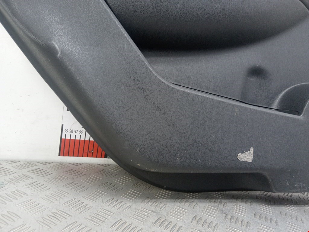 Обшивка двери задняя левая NISSAN Qashqai J10 2006-2013