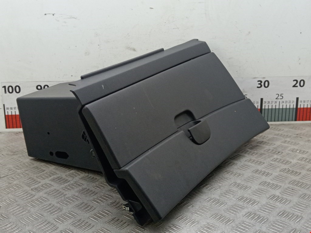 Бардачок NISSAN Qashqai J10 2006-2013