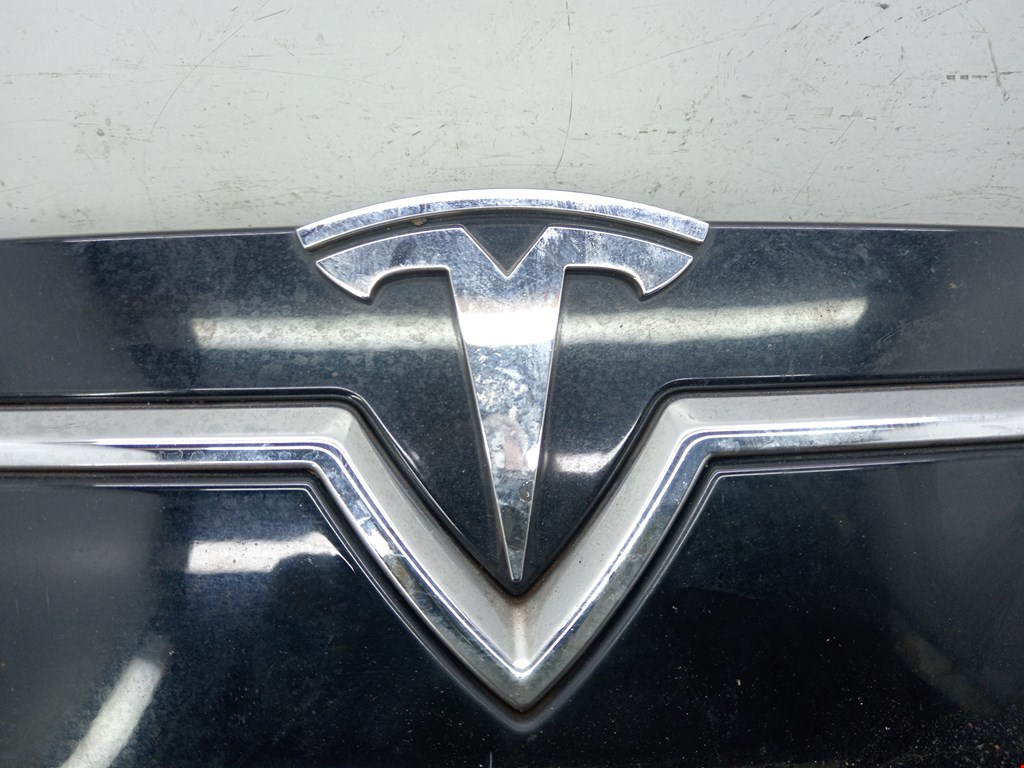 Решетка радиатора TESLA Model S I 2012-н.в.