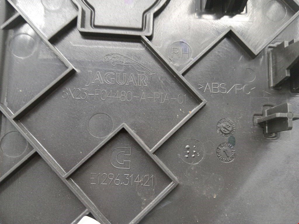 Накладка декоративная JAGUAR XF X250 2007-2015