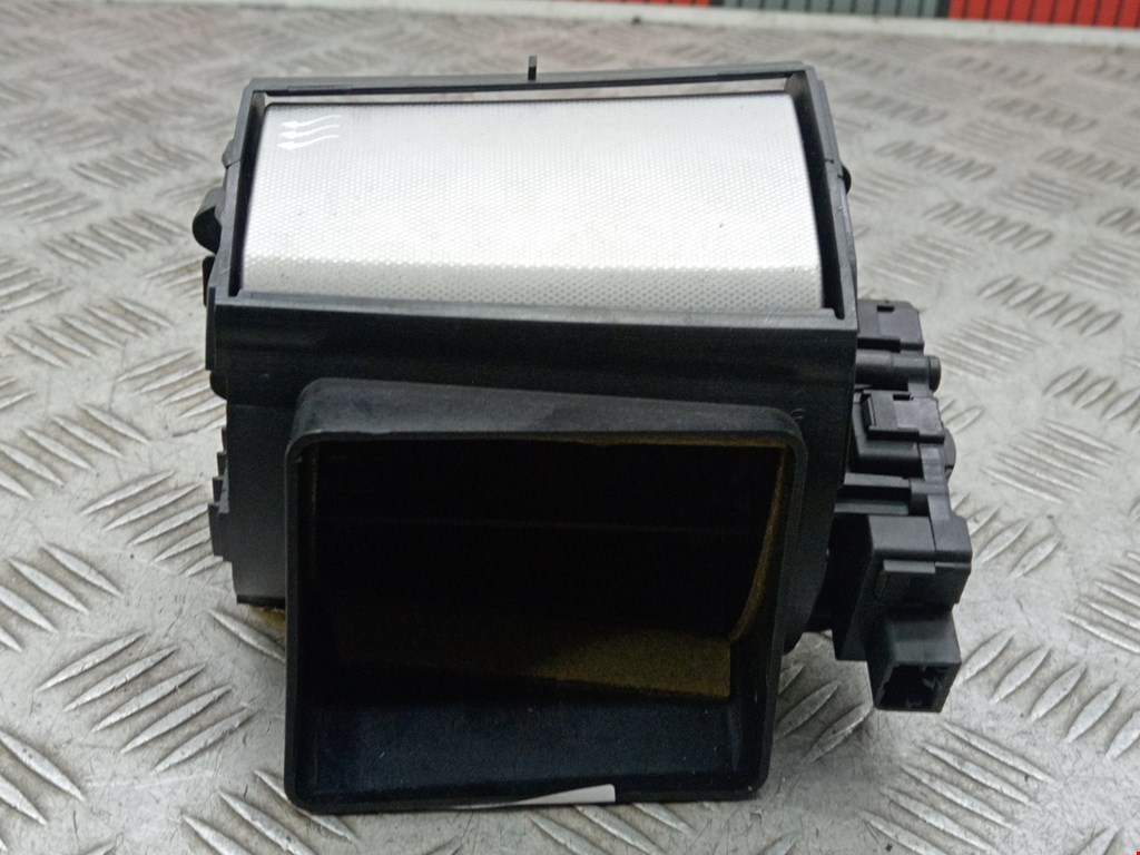 Дефлектор воздушный JAGUAR XF X250 2007-2015