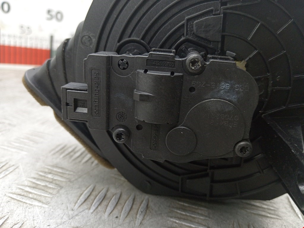 Дефлектор воздушный JAGUAR XF X250 2007-2015