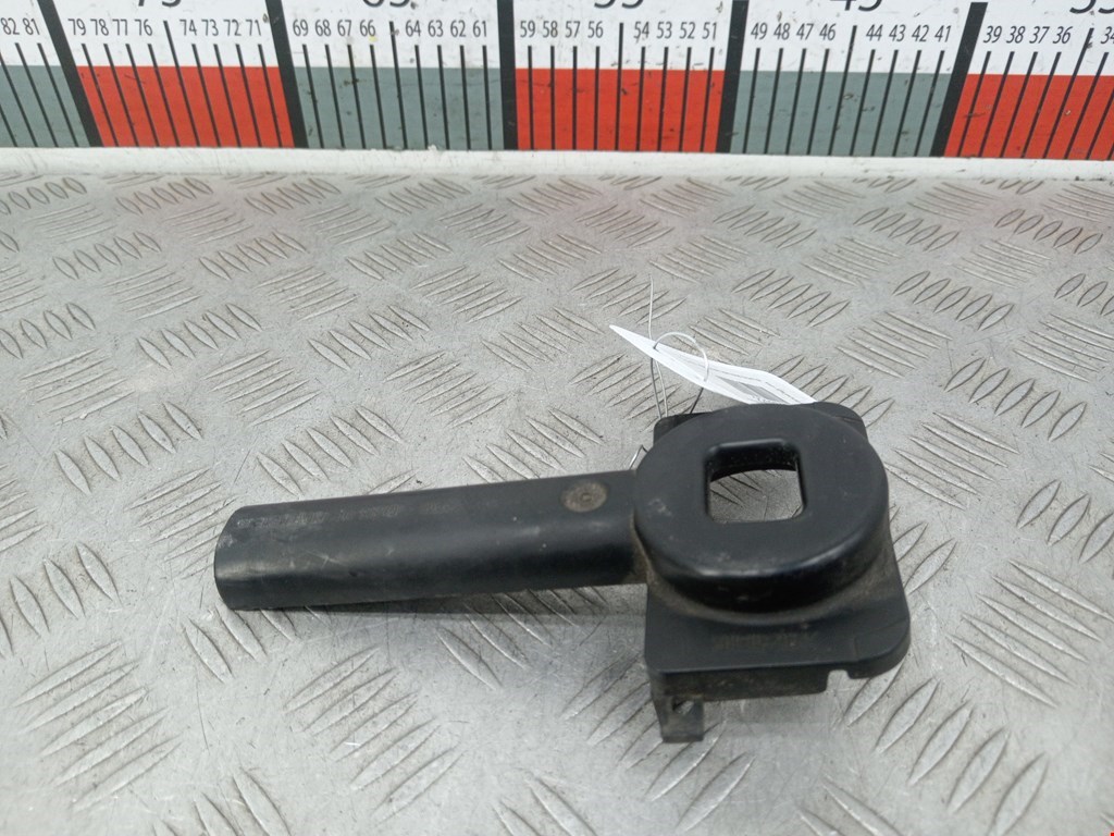 Кронштейн (крепление) радиатора AUDI A6 C7 2011-2018