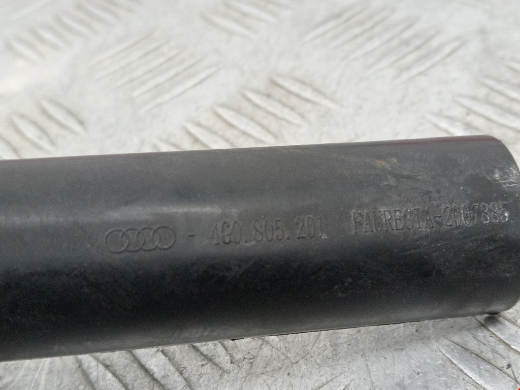 Кронштейн (крепление) радиатора AUDI A6 C7 2011-2018