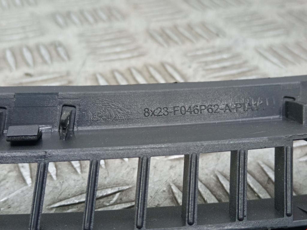 Накладка декоративная JAGUAR XF X250 2007-2015