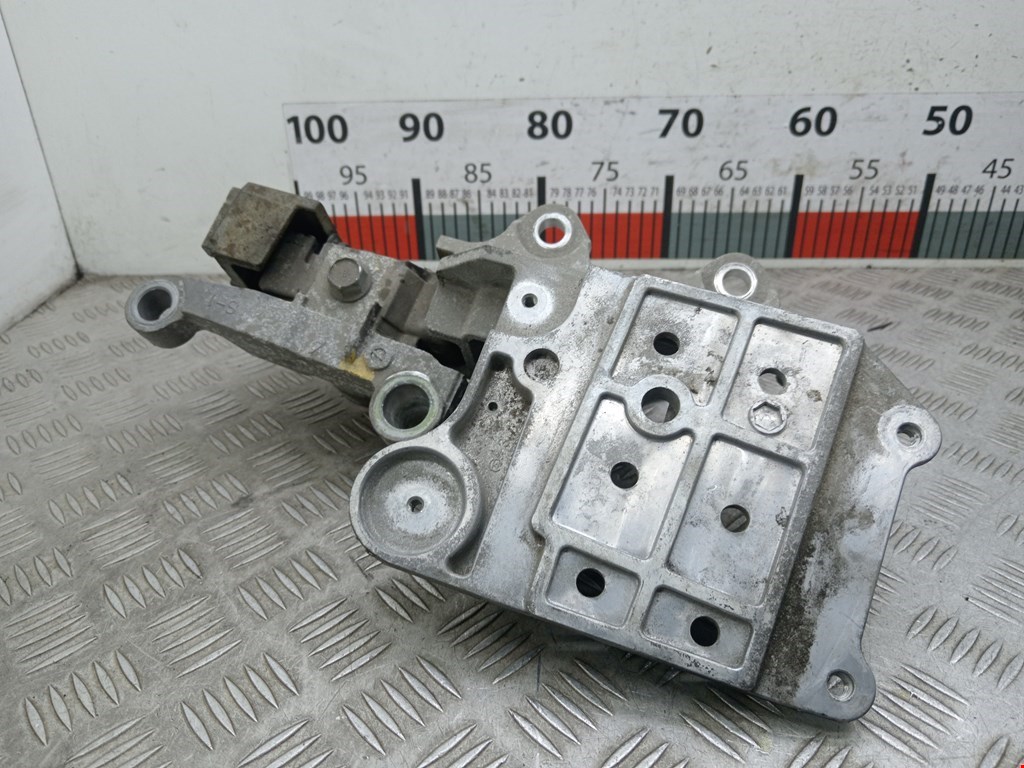 Подушка (опора) крепления двигателя Nissan Qashqai+2 (2008-2013)