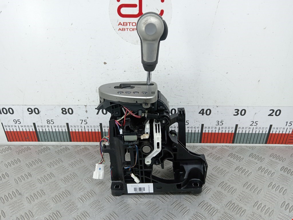 Кулиса (селектор) АКПП/МКПП в салоне NISSAN Qashqai J10 2006-2013