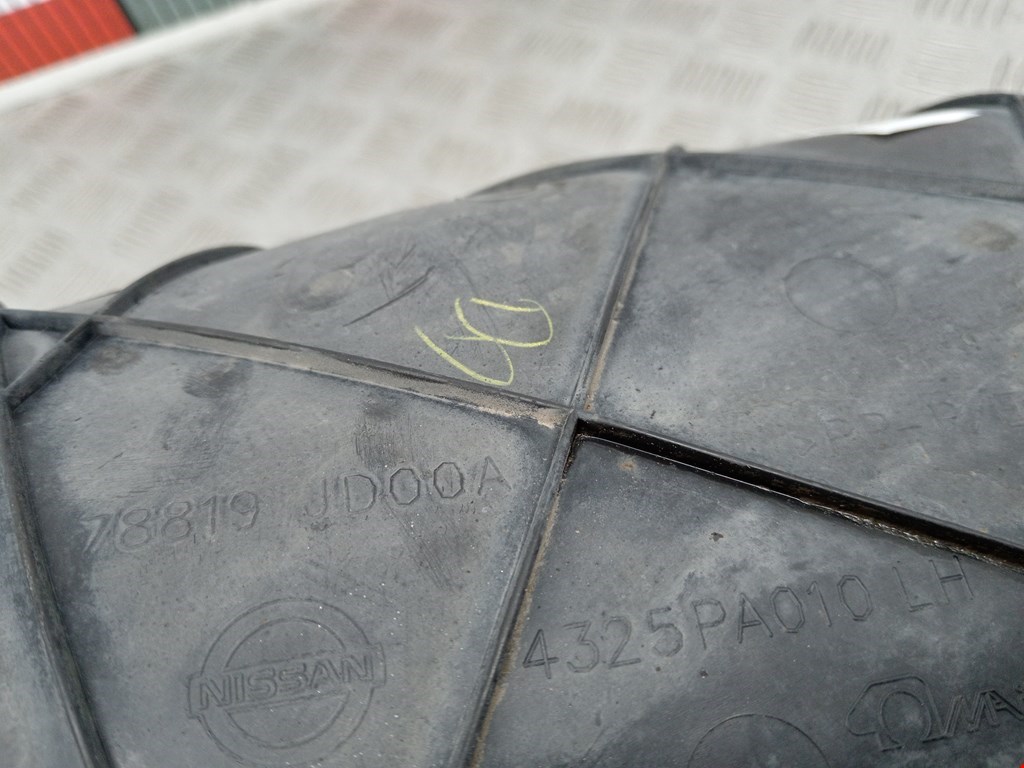 Локер (подкрылок) задний левый NISSAN Qashqai J10 2006-2013